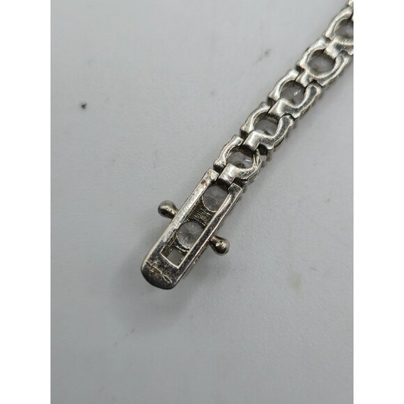 Neo Relique Tennis Bracelet Silver Tone Clear CZ Crystals Signed 8 inch - Picture 5 of 6